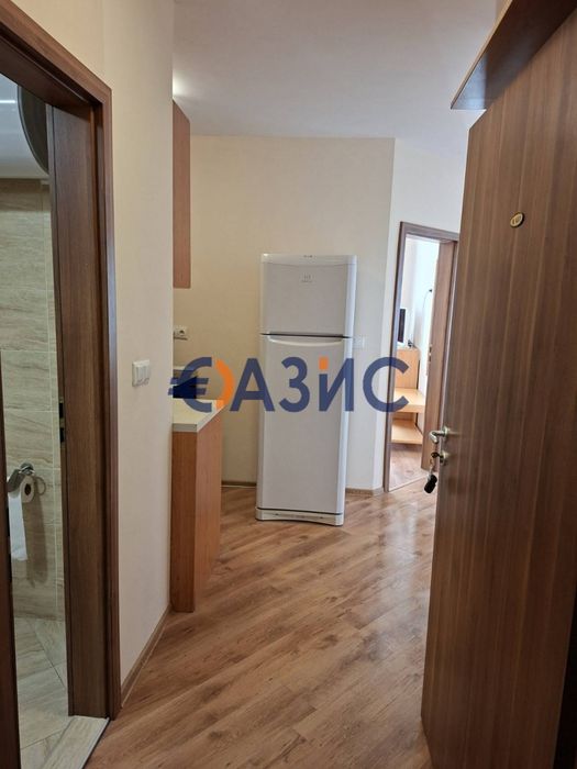 Продава се Двустаен апартамент в к.к. Слънчев бряг - 65 кв.м за 616 €/кв.м - Снимка #3
