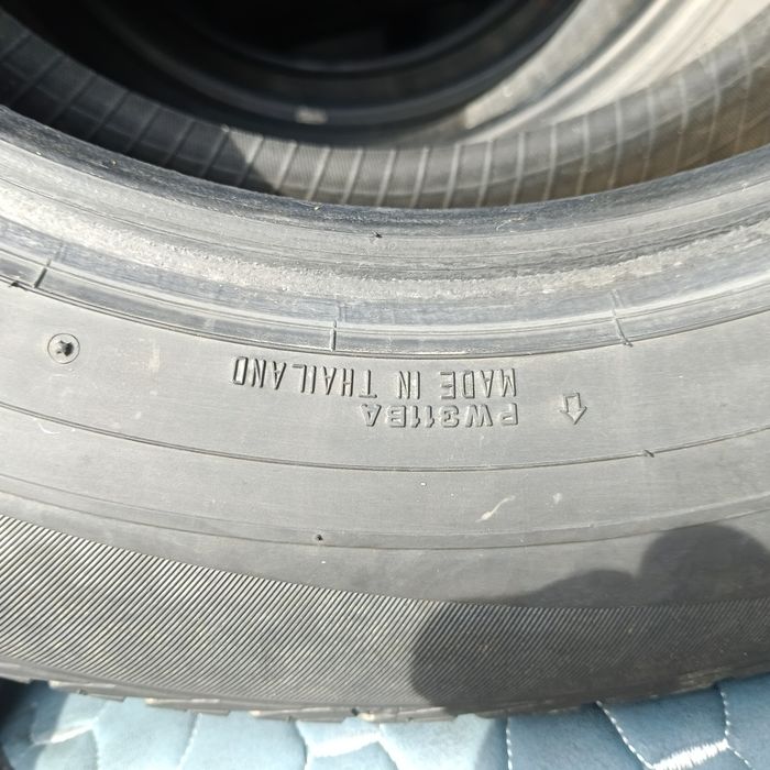 Продам шины б/у YOKOHAMA  и DUNLOP