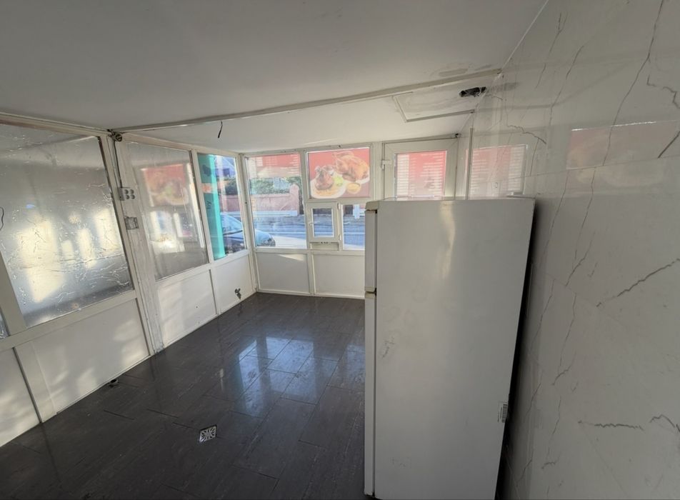 Spatiu comercial de inchiriat -Arad ,zona Alfa langa Penny