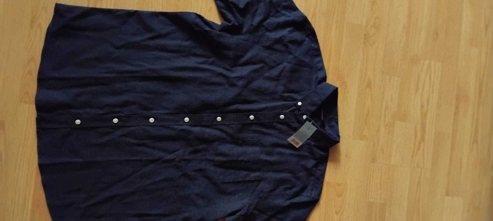 Camasi maneca scurta ,marime L,cu eticheta,4 culori