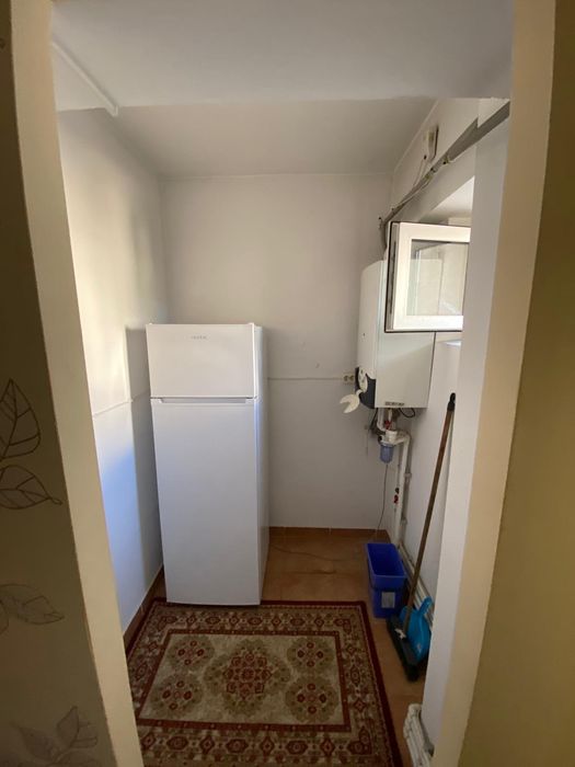 Apartament cu 2 camere zona centru toate utilitatile