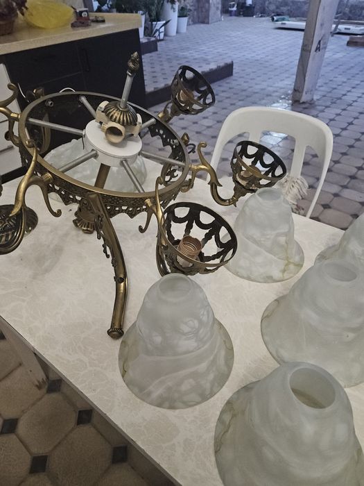 Люстры хрустальная  с керамикой  и латунная со стеклом