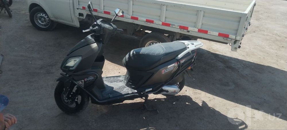 Moto sotiladi srochniy xolati ideal