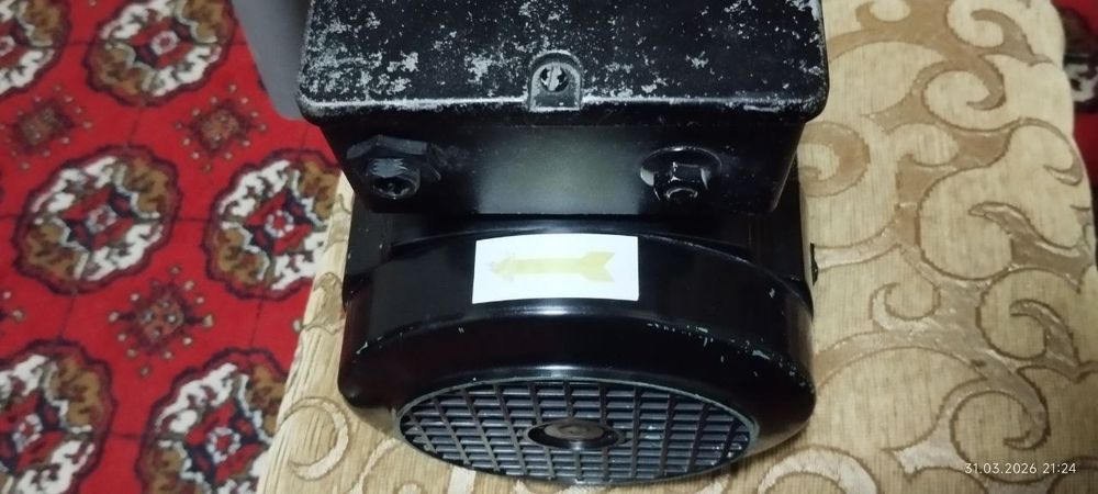 Suv nasosi (vodяnoy nasos) 220V kuchli, tayyor ishlaydi