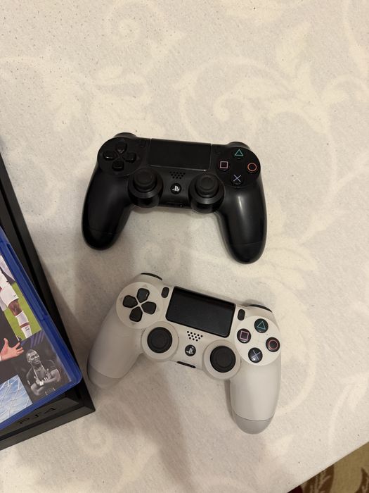 PlayStation PS4 1TB