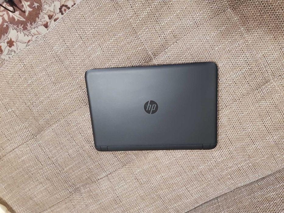 Продавам повреден HP Pavilion 15 Gaming 15-ak001nu