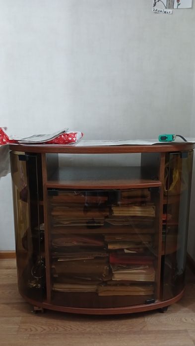 Тумба под телевизор