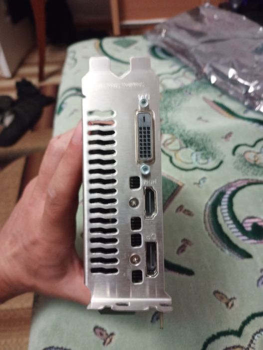 ASUS Phoenix GeForce RTX 3050 V2 8GB GDDR6.