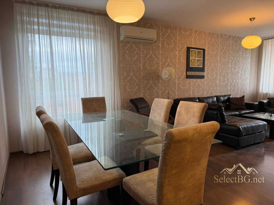 Продава се Тристаен апартамент в Велико Търново, Център - 98 кв.м за 2449 €/кв.м - Снимка #4