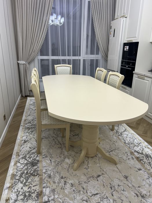 Стол и стулья комплект