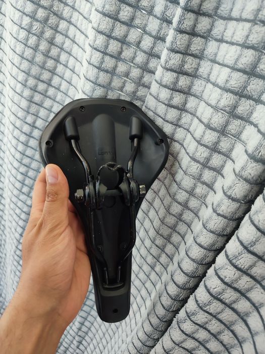 Продам велосипедные седла