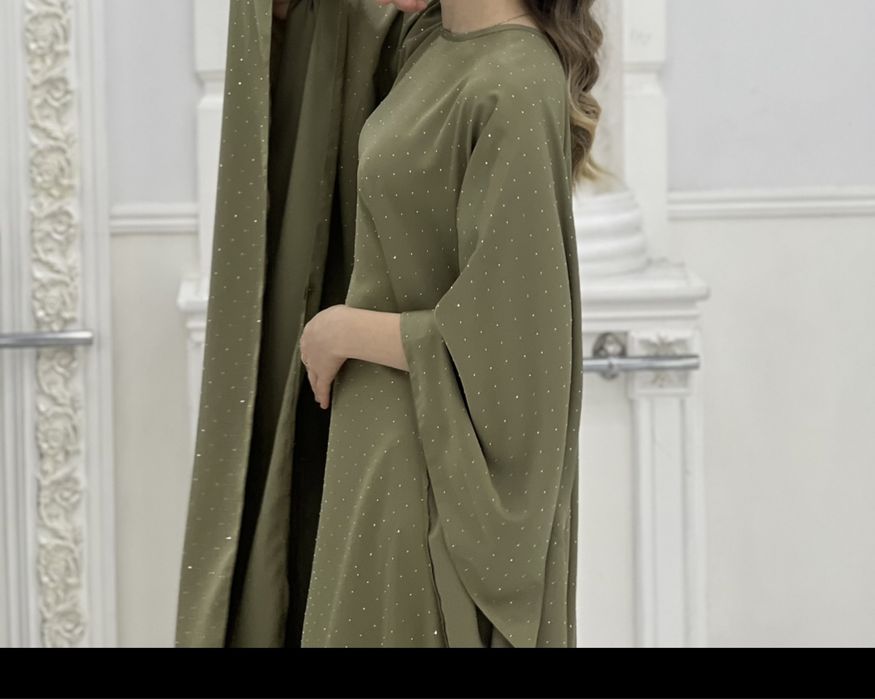 Платье длинное со стразами