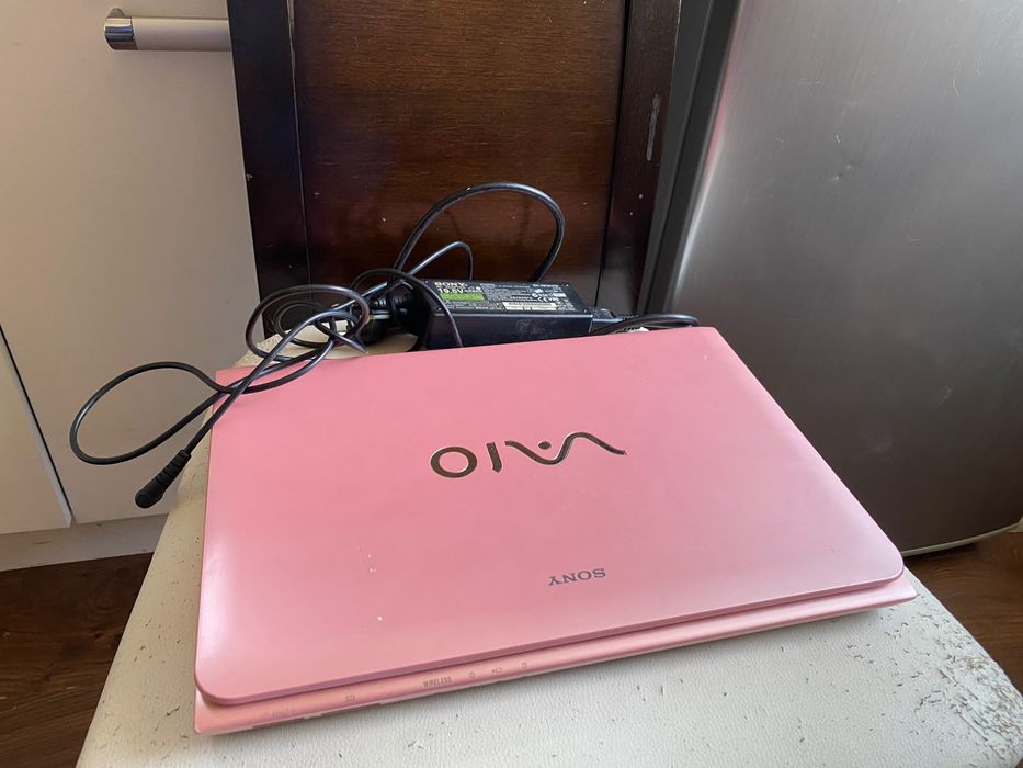 Sony Vaio офисник на интел core i3