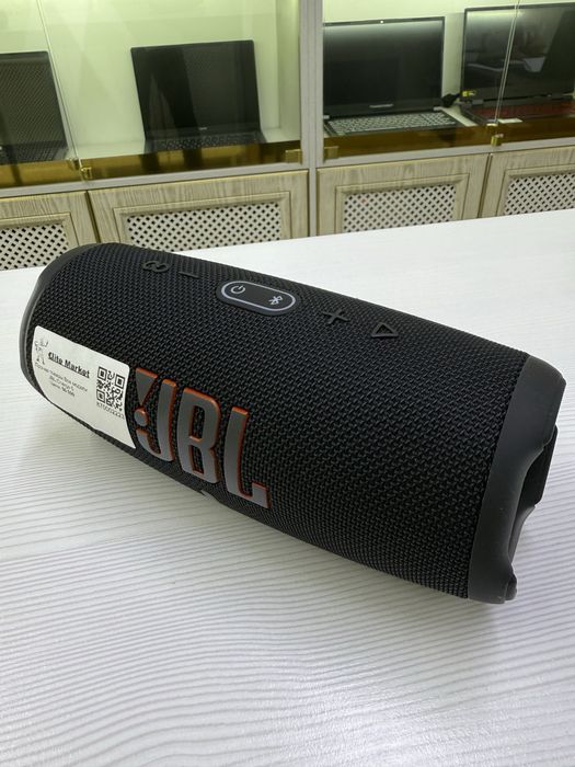 Колонка JBL Charge 5