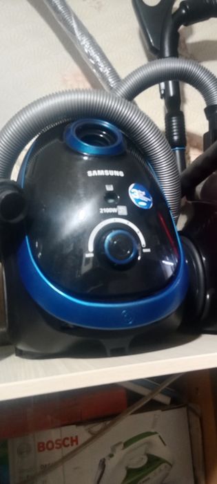 Пылесосы в отличном рабочем состояние