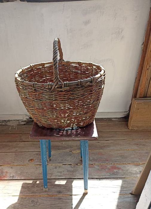 Продам "Карзину"