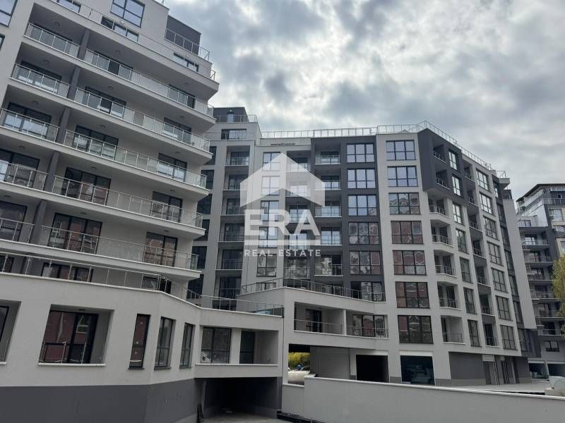 Продава се Тристаен апартамент в София, Полигона - 101 кв.м за 2485 €/кв.м - Снимка #1