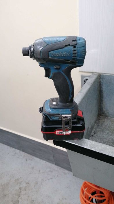 Адаптер Преходник за  DeWalt от  Parkside x20 и други модели