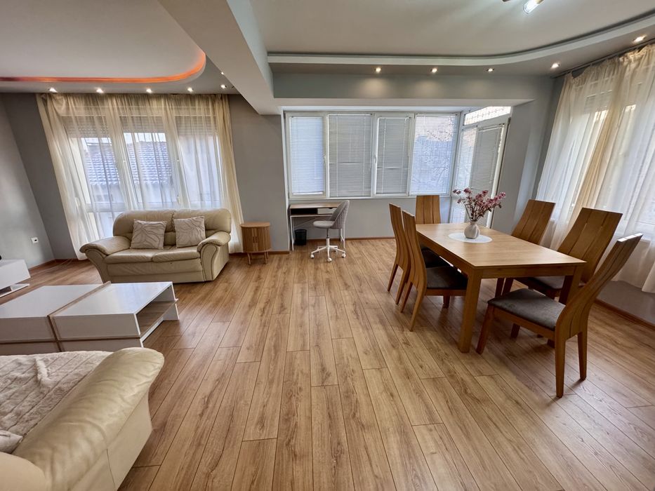 Директно от собственик - Апартамент 120 кв.м. + партерен апартамент 43кв.м.