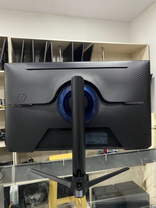 Samsung 27 3g odyssey 165hz yangidek holatda