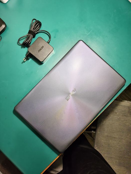 Ноутбук Asus X543 core i7 7500u