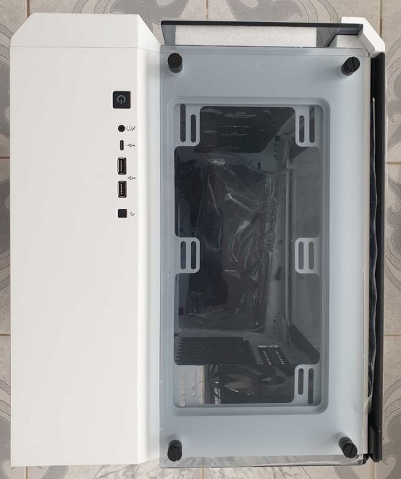 Carcasa  Corsair Crystal Series 680x RGB White