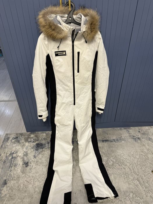 Продам стильный комбинезон