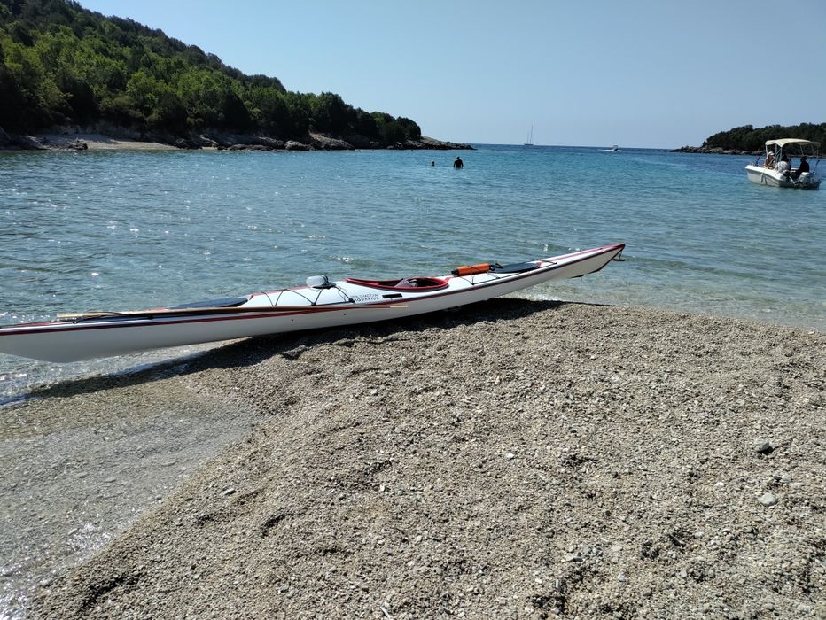 КАЯК see Shadow Aqarius