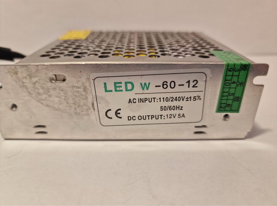 Sursa alimentare 12V - 2 bucati