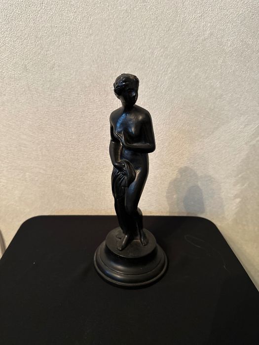 КАСЛИ статуэтка Венера