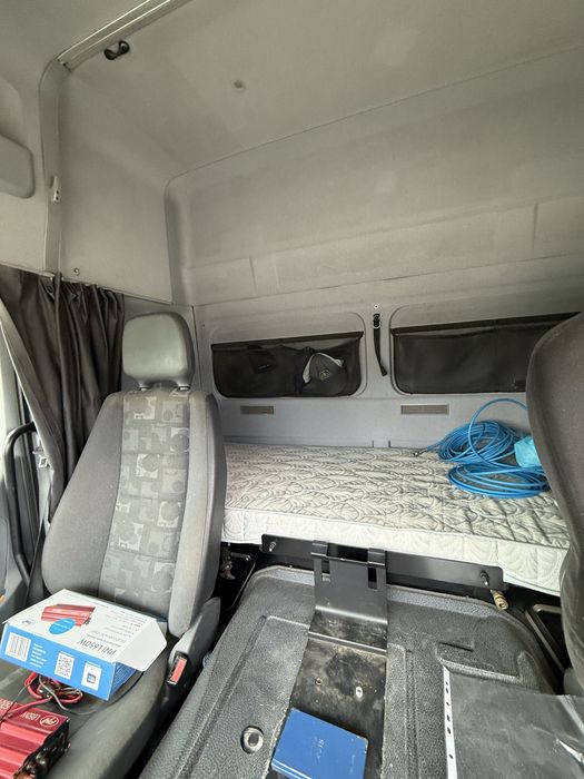 Mercedes atego -camion animale vii-2 etaje