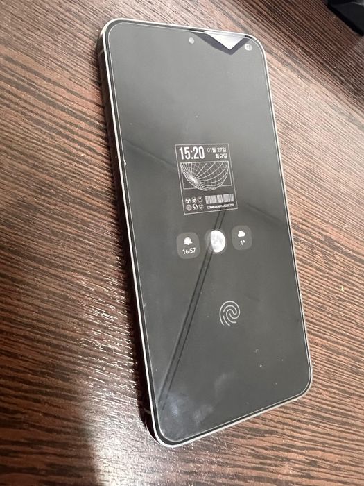 Samsung s23 8/128 идеал, обмен