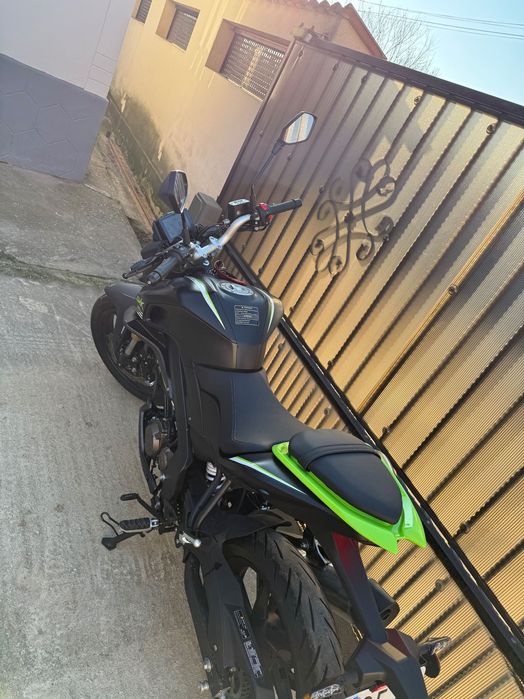 QJ Motor SRK 125 S/2025/A1/3964 km/Adusa recent