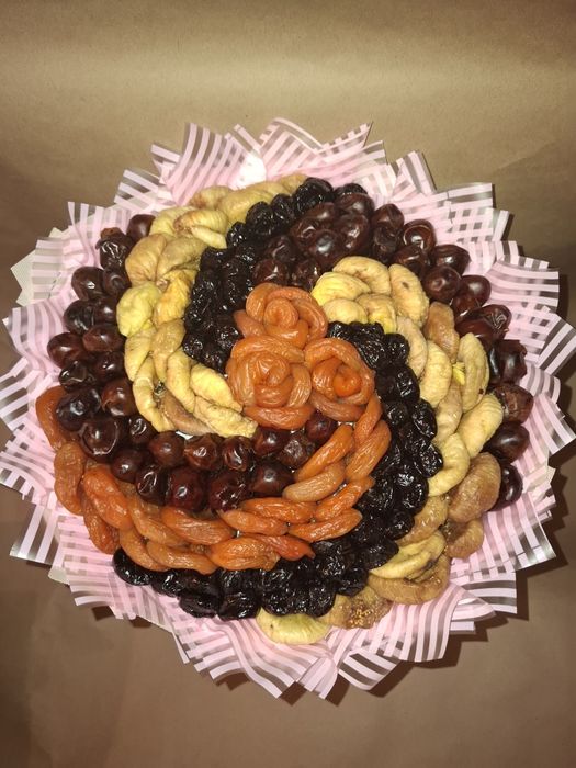 Букеты из сухофруктов