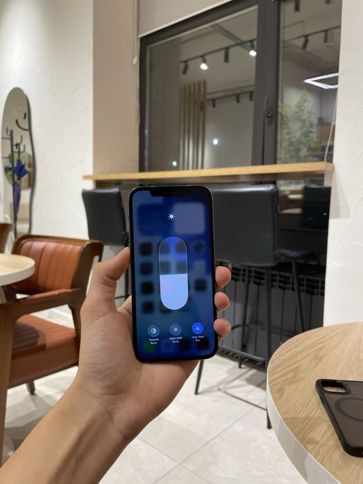 Продам срочно iPhone 12 Pro 128gb