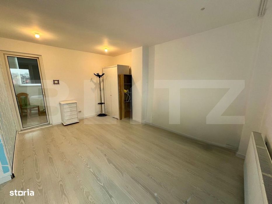 Spatiu birouri, 70 mp, etajul 2, centrala si aer, zona 1 Mai
