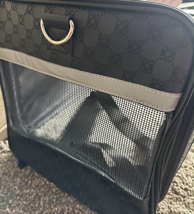 Чисто нова транспортна чанта за куче