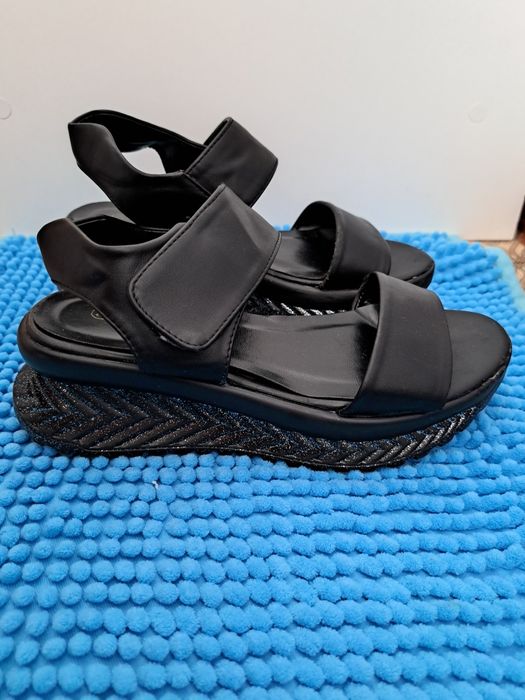 Вся обувь за 15000