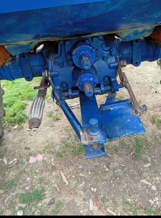 Vând Tractor Fiat 415