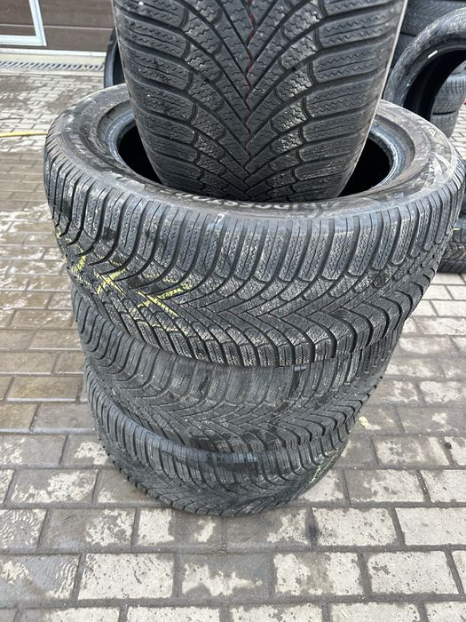 Set anvelope iarna 255/50/19 Bridgestone