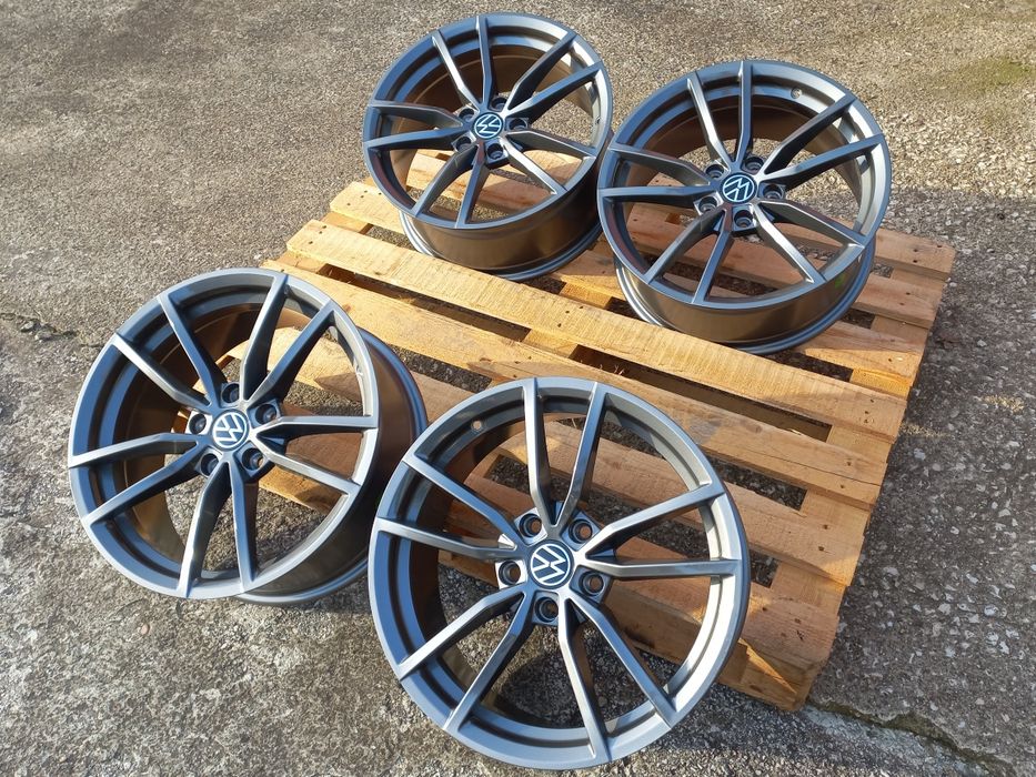 17"Vw Poteria Gunmetal 7.5j et40 Golf Passat Tiguan Touran Caddy Seat Škoda Чисто Нови