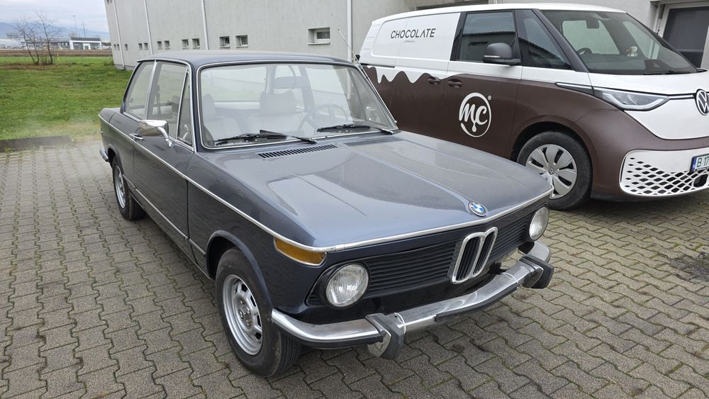 BMW 1802 (1974) autovehicul de epoca