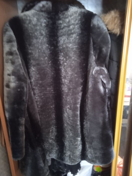 Продам шубу  за не надобность