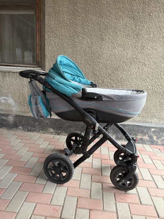 Продам детскую коляску