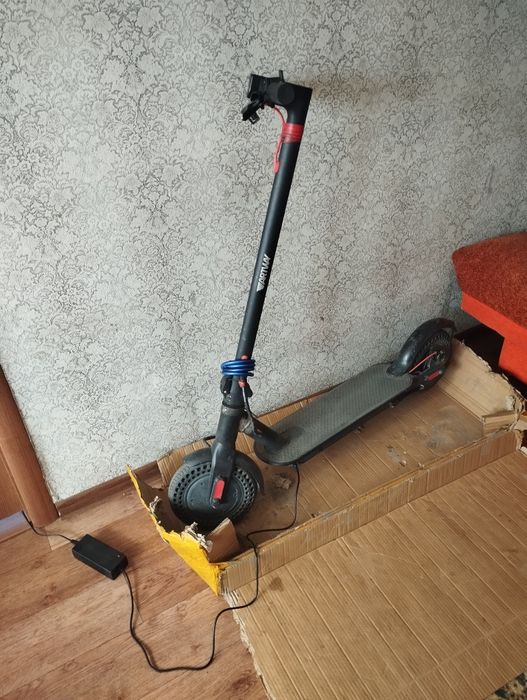 Продам электросамокат artway