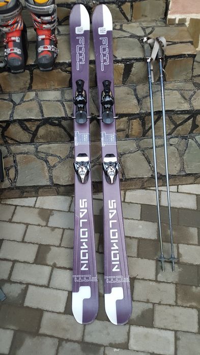 Schiuri SALOMON,clapari SALOMON ,Bete de 120 cm.Husa ptr.schiuri .