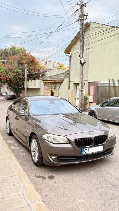 BMW Seria 5 2011 — imagine 5