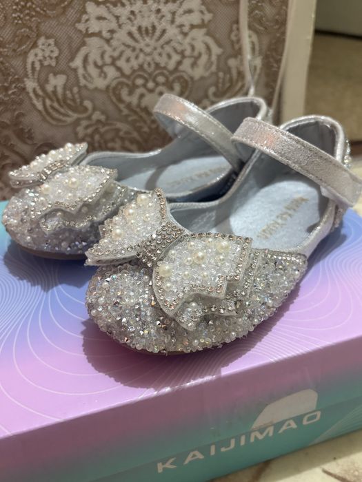 Туфли для девочки