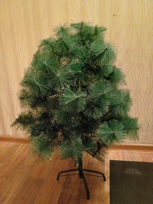 Ёлка  3000 тенге