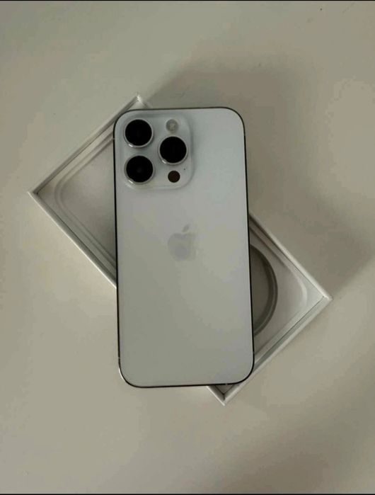 iPhone 14 pro impecabil